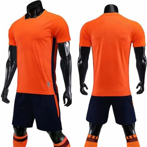 Top Quality 2019 New Kids Soccer jerseys Set DIY Mens Football Training Suit Boys Football Jerseys Set Men Soccer Uniforms Print
