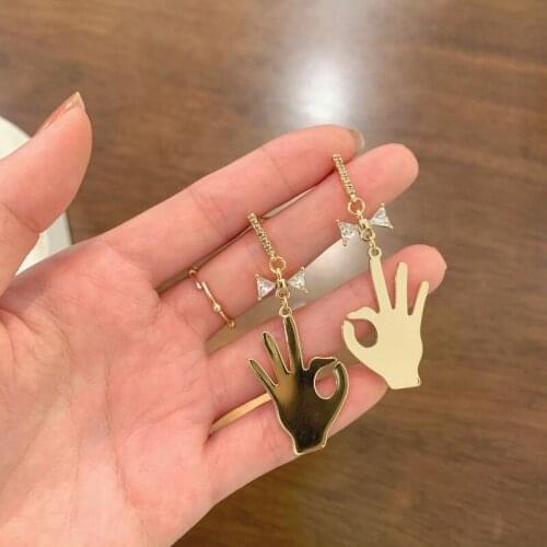 2021 New Gold Color Zircon Crystal Bowknot OK Gesture Dangle Drop Earrings For Women Girl Party Jewelry Gifts Gift Pendientes