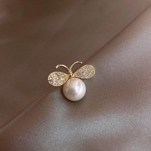 Exquisite bee brooch insect brooch fashion lady friend casual party jewelry accessories