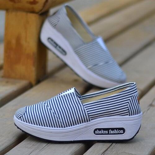 Fashion Womens Shake Shoes Ventilate Fitness Casual Shoes wedges sneakers for women ladies Rocking Shoes