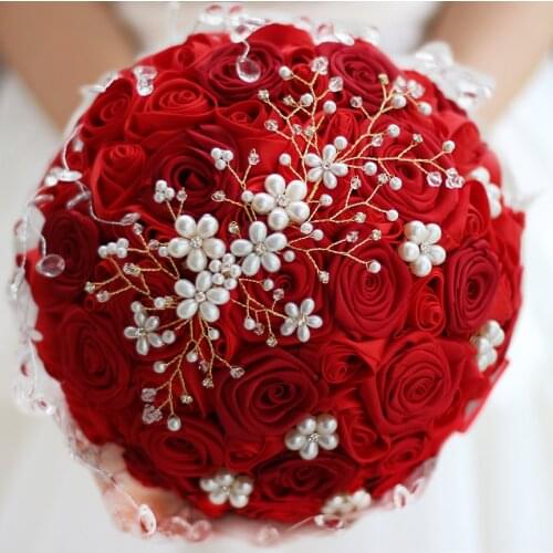 Iffo new year red festive chinese wedding wedding bride holding flowers pearl crystal rose bouquet