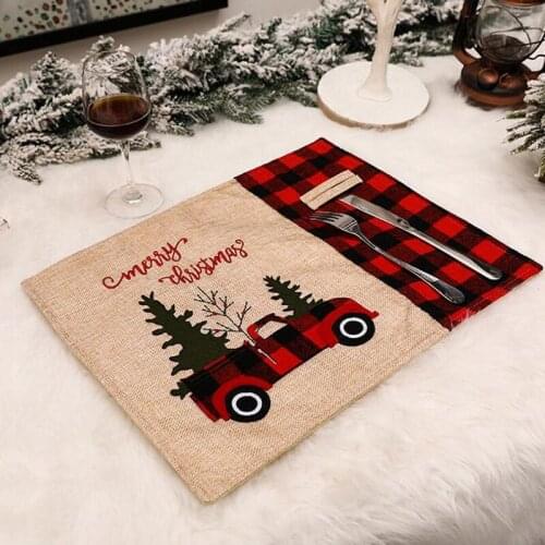 2 PCS Christmas Placemat Non Slip Heat Resistant Plaid Table Mat Desktop Decoration Placemat