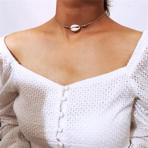 Minimalism Natural Shell Pendant Choker Necklaces for Women Simple Color Beads Charm Gold Necklace Beach Jewelry Wholesale