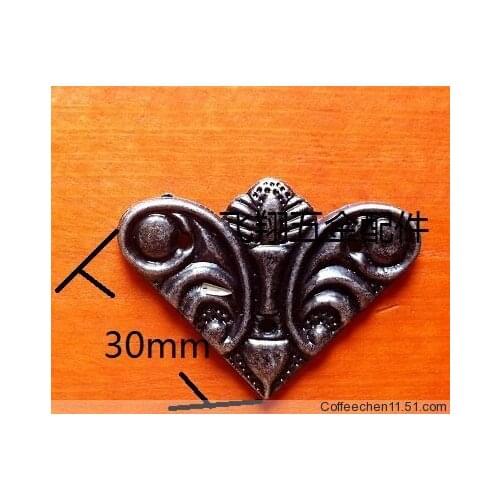 50Pcs Furniture Hardware Antique wooden decorative fillet corners four corners alloy butterfly angle small angle triangle gusset
