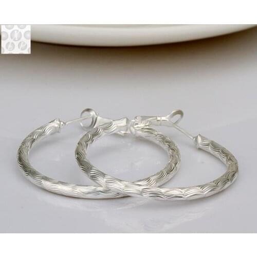 E341 2017 New supplies earrings fashion high quality