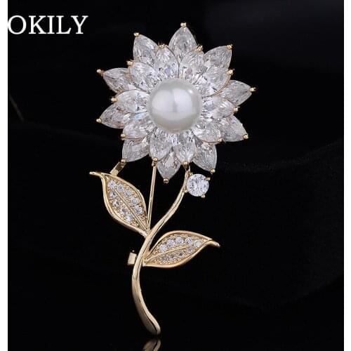 Beautiful Gold Sunflower Zirconia Brooches with Pearl Wedding Bridal Party Bouquet Brooch Pins Jewelry Accessories