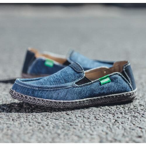 2020 New Spring Summer Light Canvas Shoes Men Breathable Men Shoes Loafers Soft Comfortable Outdoor Flat Lazy Shoes for Male