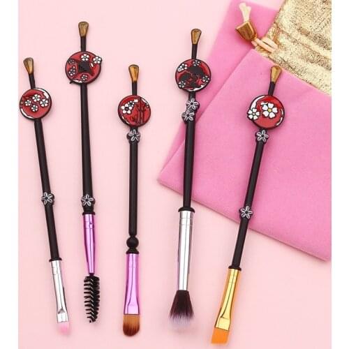 Hot Japanese Sakura Makeup Brushes Sets 5pcs Facial Cosmetic Beauty Tool Kit Hot Eyeshdow Eyelash Lip Makeup Brush Unique Design