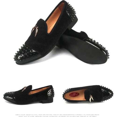 XQWFH New Fashion Horsehair and Black Rivet Shoes Men Classic Tassel Loafers Smoking Slipper Fashion Mens Flats Sneakers
