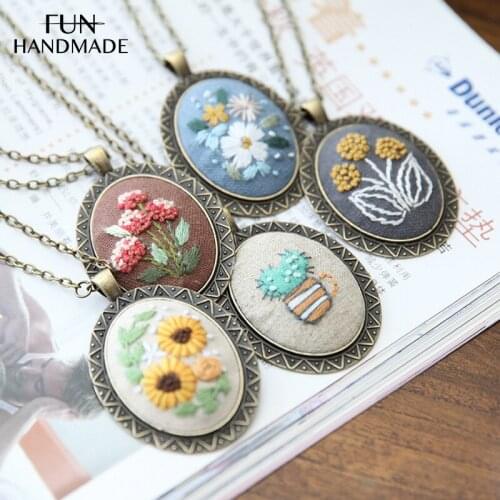 DIY Necklace Flower Embroidery Kits Needlework Cross Stitch Sets Embroidery with hoop Swing Arts Handmade Craft Creative Gift