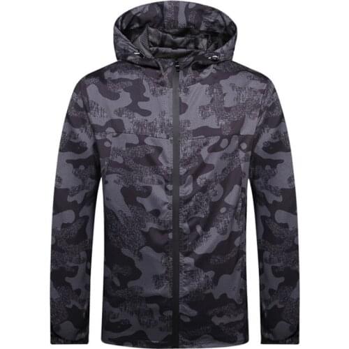 Spring Sportswear Jacket Men Casual Camouflage Jacket Summer Thin Hooded Sun protection Clothing Fashion Zippers Male Outwear