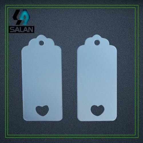 Stock blank round cards hang tags with heart bookmarks for clothing paper printed gift tags custom hang tags hand work label