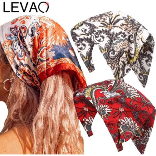 LEVAO Printting/solid Hair Scarf Scrunchies Vintage Triangle Bandanas Hairband Headband Hair Bands Headwrap Hair Accessories