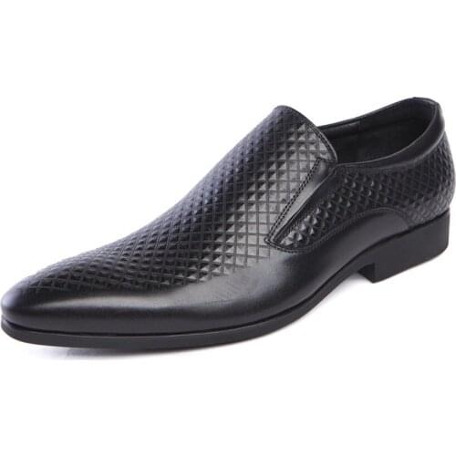 European and American pointed-toe leather shoes for men, fashionable leather one-legged footwear business casual mens shoes