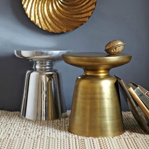 Sofa Bed Bedroom Bedside Table Small Table Side Table Light Luxury Metal Round Table Creative Removable Small Coffee Table Corne