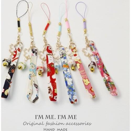 1pc Omamori Maneki Neko Fortune Cat Dangle Keyrings Keychain Cute Fur Bell Charm Bag Pendant Nice Present J30