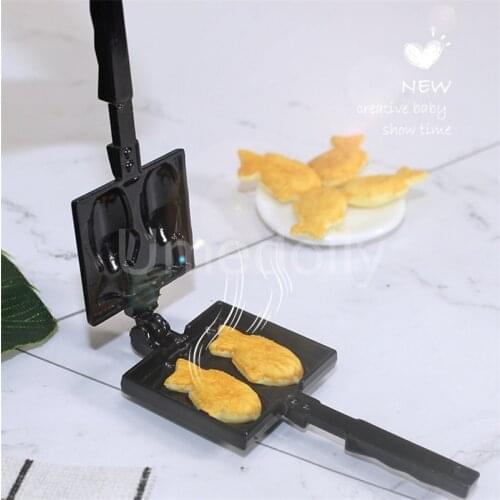 Cute Mini 1:12 Scale Miniature Dollhouse Food Sea bream Bread Mold Pretend Play Kitchen Cooking Utensil Accessories Toy