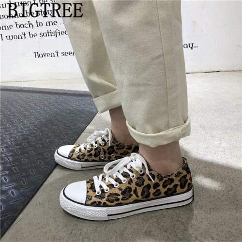 Leopard Shoes Canvas Shoes Men Fashion Mens Sneakers Casual Breathable Shoes Tenis Masculino Zapatillas Hombre Erkek Ayakkabi