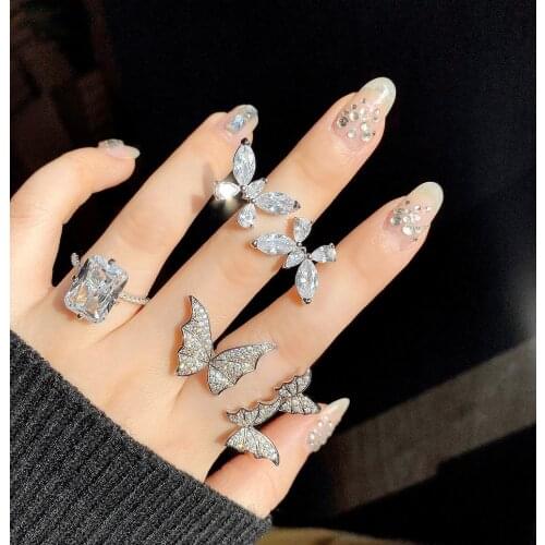 Senior super immortal butterfly ring exquisite girl romantic double butterfly bright opening light luxury finger ring girl