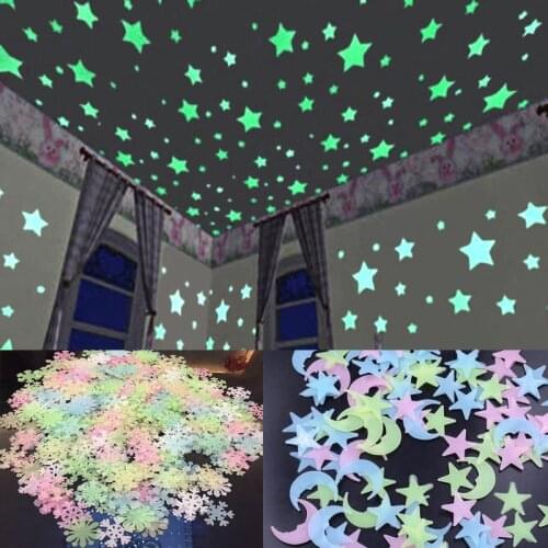 1bag Noctilucent Glow in the Dark Toys 3cm Luminous Star Stickers Bedroom Sofa Fluorescent Painting Toy PVC Stickers Kids Room