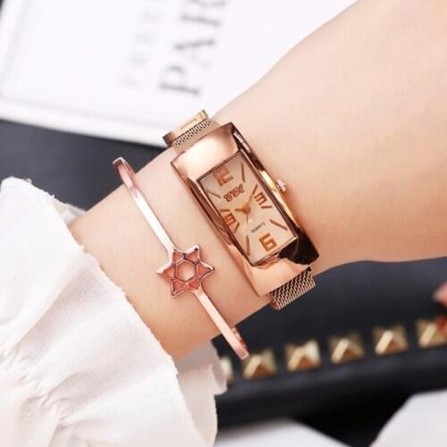 Women Fashion Arabic Numerals Watch Luxury Casual Ladies CCQ Magnet Buckle Quartz Watch Clock Relogio Feminino