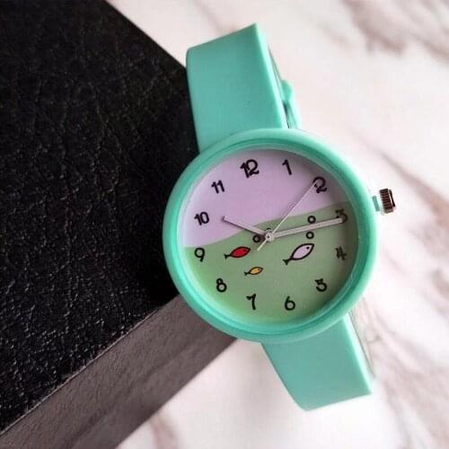 Fashion trend small dial female student Korean silicone simple leisure gift quartz watch lovely girl heart Watch