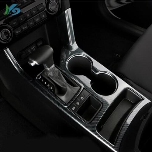 Carbon Fiber Car Water Cup Holder Decorative Frame Covers Coffee Bottle Placement For Kia Sportage QL KX5 2016-2018 Accessories