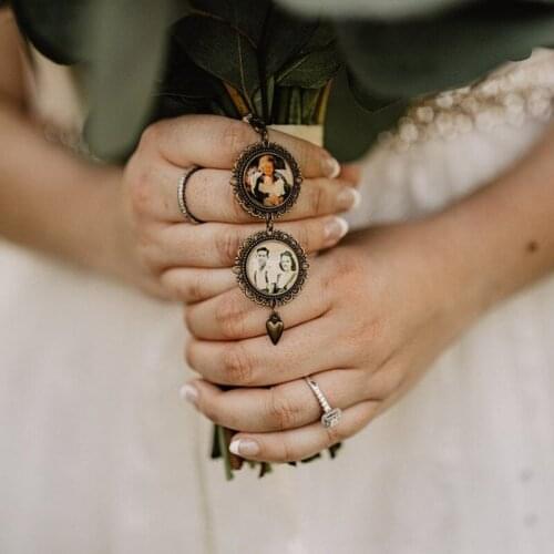 Bridal Photo Charm, Personalized Bouquet Photo Pendant, Wedding Memorial Charms bronze, bridal shower Gift, Keepsake Bouquets