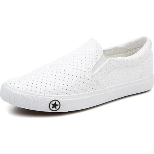 New mens sandals fashionable leather surface hollow breathable comfortable soft sole lightweight casual shoes for men