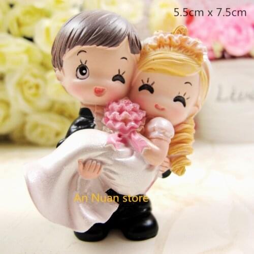 Blue diamond love sweet couple bride and groom figurine wedding cake topper couple for wedding cake decoration 3 different sizes