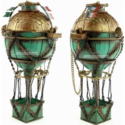 In the 18th century French fire balloon Western restaurant bar hangs home decoration Wrought iron creative gifts