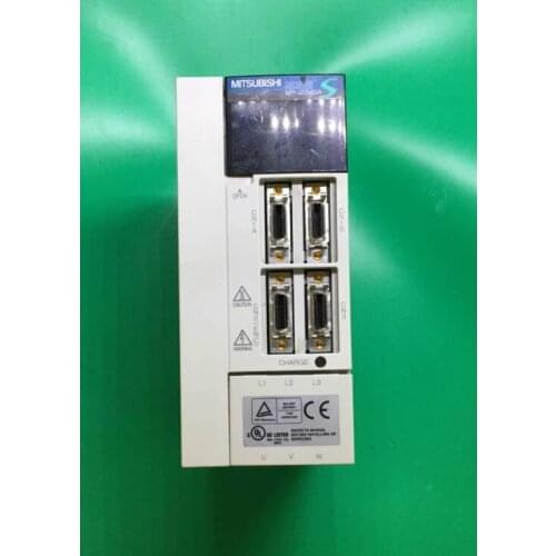 MR-J2S-60CL servo driver , used in good condition . 80% appearance new , good working , free shipping