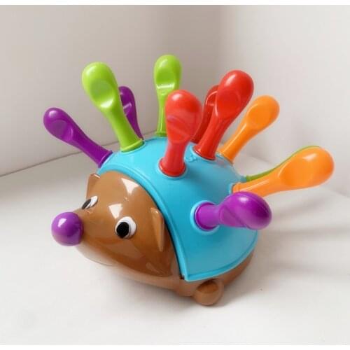 Training Focused on Childrens Fine Motor Hand-Eye Coordination Fight Inserted Hedgehog Baby Educational Toy