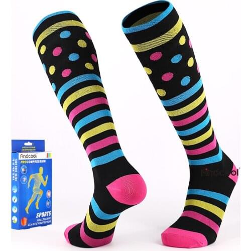 FINDCOOL Compression Yoga Socks for Men and Women Graduated 20-30 mmHg Running Compression Stockings for Nurse