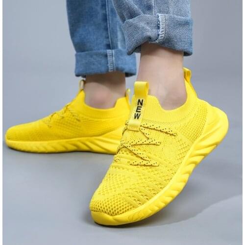 Breathable Kids Running Sneakers Boys Slip On Sports Shoes Children Lightweight Non-Slip Casual Shoes Girl Tenis Sneakers Black