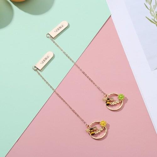 2PCS Cartoon Bee Flower Girl Heart Metal Book Marks DIY Pendant Decor Creative Bookmark Chain Student Book Clip Tab Pages