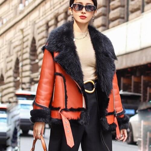 Winter 2020 Female Genuine Sheepskin Leather Fur Coat Shearing Fur Liner Belt Jacket Brown Winter Coat Women Fashion Wear