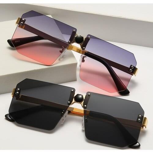 New Fashion Lady Oversize Rimless Square Sunglasses Vintage Classic UV400 Sun Glasses Shades For Women Male Female Sun Glasses