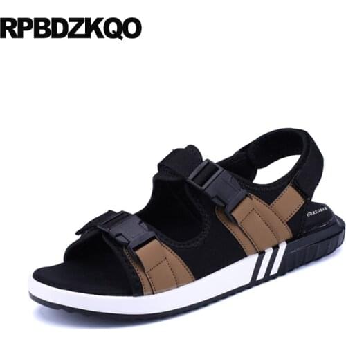 Designer Large Size Sandals Big Casual Sport 2019 Fashion Platform Beach Waterproof Native 46 45 Sneakers Plus Mens Mesh Shoes