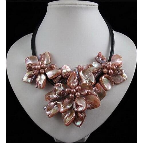 Favorite Pearl Shell Flower Necklace Rose Red Freshwater Pearl Sea Shell Black Leather Rope Birthday Party Women Gift Fine Jewel