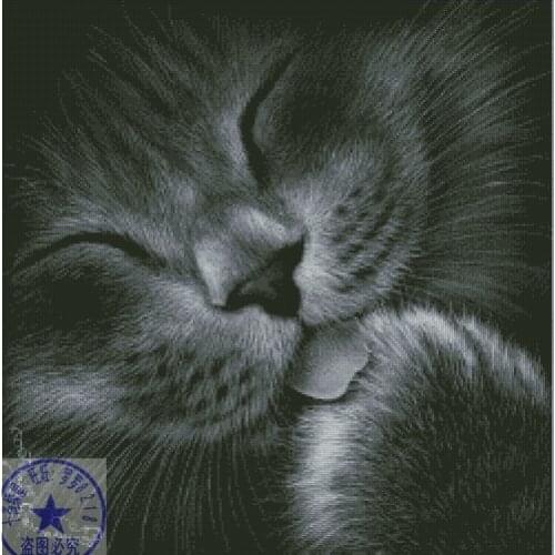Top Quality beautiful lovely counted cross stitch kit cat kitty kitten lick its fur, licking fur