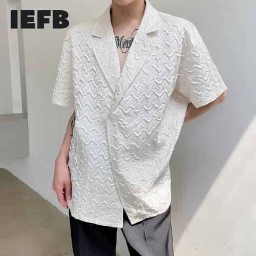IEFB Summer New Fold Embossed Fashion Lapel Short Sleeve Shirt Loose Casual Short Sleeve Suit Style Shirts Streetwear Vintage