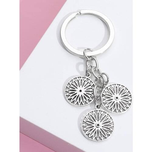 New Design Keychain Cute Metal Key Ring Om Yoga Buddhism Flower Key Chains Fitness Sports Gifts DIY Punk Jewelry Handmade