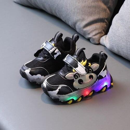 Infant Glowing Sneakers Kids Toddler Girls Shoes Breathable LED Shoes for Boy 2021 New illuminated krasovki Kids Light Up Shoes