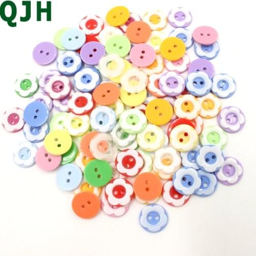QJH 200PCS 2 Holes 12.5MM Plum blossom shape Mixed color Plastic buttons For Sewing Garment Supplies Accessory