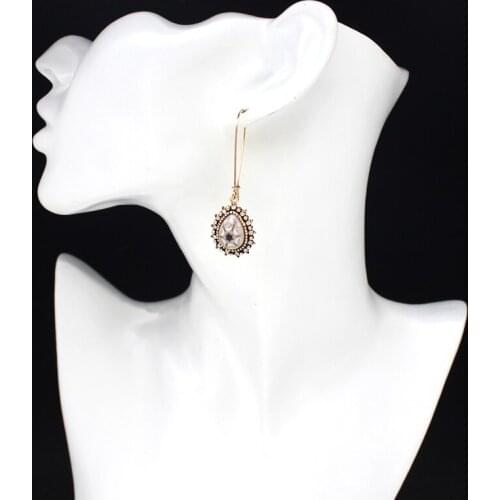 European teardrop retro elegant simple earrings temperament girl fashion personality jewelry birthday graduation ball gift