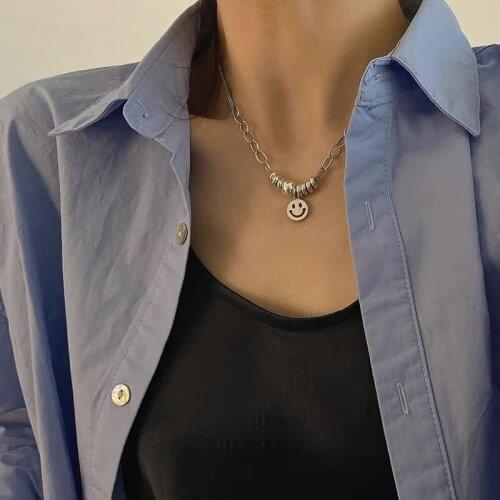 U-Magical Creative Smile Face Circle Chunky Chain Pendant Necklace for Women Elegant Vintage Metal Hollow Out Party Jewelry