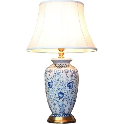 Chinese Pastoral Led E27 Lamp Living Room Bedroom Painting Color Flower And Bird Ceramic Table Lamp A116