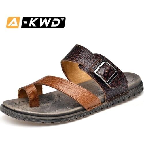 Fashion Slipper Men Pantoufles Homme Summer Breathable Men Flip Flops Slippers Casual Mens Flip Flops Genuine Leather Man Shoes