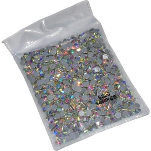 High Quality Hot Fix Rhinestones Flatback Iron On Strass rhinestones stickers For Fabric Garment Decoration
